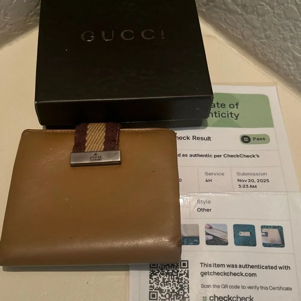 Gucci Compact Bifold Wallet Camel Tan Leather Stripe Flap Neutral Luxury Preppy